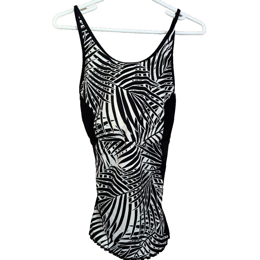 Tommy Bahama Tropical Tankini Top XL B/W Swim Built-In Bra Coastal‎ Beach Resort